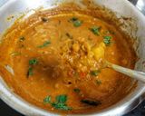 A picture of step 6 of Peas Potato Kootu.