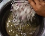 A picture of step 2 of Palak Gosht.