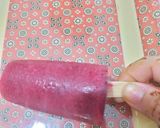 A picture of step 3 of Falsa Popsicle.