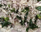 A picture of step 3 of Maharashtra style kanda poha.