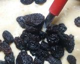 Foto del paso 3 de la receta: Buñuelos de banana con pasas de uva!