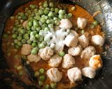 A picture of step 7 of Soya Matar Paneer.