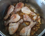 Foto del paso 1 de la receta: Pollo a la pepitoria