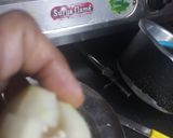 A picture of step 1 of Stuffed tinde masala.