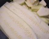 Foto del paso 1 de la receta: Rollitos de zapallo italiano fácil