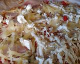 Foto del paso 2 de la receta Pizza casera Brackwurt con bacon y sofrito con curry