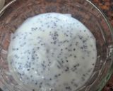 Foto del paso 1 de la receta: Chía pudding de yogur casero con granada, almendras, mantequilla de avellanas y menta fresca 🌱