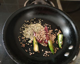 ரோட்டுக்கடை காளான்   கிரேவி (Kaalan gravy recipe in tamil) ரெசிபி ஸ்டேப் 3 புகைப்படம்