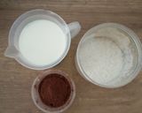 Foto langkah ke 1 dari resep Hot Chocolate Milk.