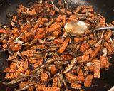 Foto langkah ke 5 dari resep Sambal Goreng Tempe Teri Karamel.