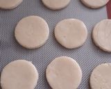 Foto del paso 3 de la receta: Alfajores de maicena sin manteca 💕