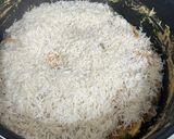 A picture of step 5 of Hyderabadi chicken dum biryani.