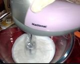 A picture of step 1 of Grasshopper Parfait.