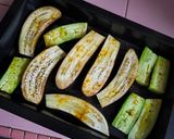 Gambar langkah 2 resipi Terung & Timun Bakar.