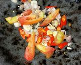 Foto langkah ke 2 dari resep Tumis Kembang Bawang.