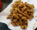 Foto langkah ke 3 dari resep Ayam goreng kuluyuk saus asam manis puedas.