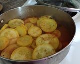 A picture of step 5 of Chicken guisado.