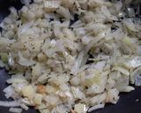Foto del paso 1 de la receta: Omelette de cebolla y muzzarella