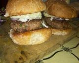 A picture of step 7 of DIY beef burger with egg.