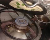 ગાર્લિક નાન(Garlic Naan Recipe In Gujarati) રેસીપી સ્ટેપ5ફોટો