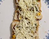 A picture of step 4 of Corn cheese grill sandwich.