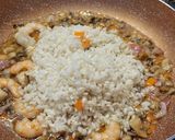 Foto del paso 5 de la receta: Risotto con champiñones, bacon y langostinos