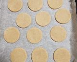 Foto del paso 4 de la receta Galletitas sabor a pipas con adornos de glaseado