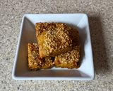 A picture of step 4 of Leftover rice fried dhokla.