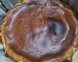 Foto langkah ke 4 dari resep Easy Burnt Cheesecake.