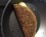 Foto del paso 3 de la receta: Omelette de palta con queso