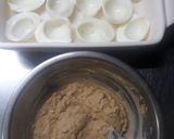 Foto del paso 1 de la receta: Huevos duros rellenos