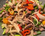 A picture of step 2 of Beef Stir-Fry with Bell Peppers.