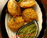 A picture of step 9 of Batata Vada or Aloo Vada.