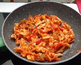Foto del paso 2 de la receta: Plumas integrales con ventresca de bacalao (aprovechamiento)