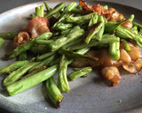 Foto del paso 4 de la receta: Ejotes salteados con tocino