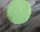 A picture of step 3 of 3 layer simple custard.