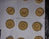 A picture of step 4 of Raspberry cave cookies.