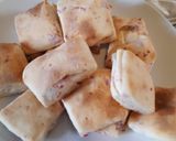 Foto del paso 7 de la receta: Bizcochos de salame