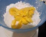 Foto langkah ke 1 dari resep Molen Pisang Mini.
