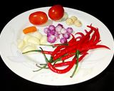 Foto langkah ke 1 dari resep Bumbu Saus Padang, Asam Manis, Pedas Manis, Manis Asam Pedas dan Seafood Tumpah.