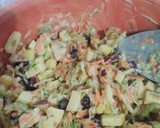 Foto del paso 3 de la receta: Ensalada dulce con arándanos y zanahoria