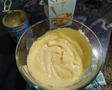 A picture of step 4 of Mango Ice Cream Sandesh.