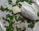 Foto del paso 2 de la receta: Fideos coditos con albahaca
