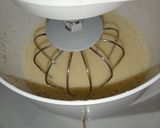 Foto del paso 1 de la receta: Bizcochuelo de vainilla