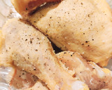 Foto del paso 1 de la receta: Muslos de pollo asados en bolsa. Muy fácil