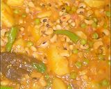 A picture of step 3 of Patato Lobia peas ka salan.