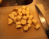 Foto del paso 3 de la receta: Salmón guarnicionado, con ensalarda mayoneseada