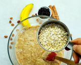 A picture of step 5 of Oats Banana Muffins.
