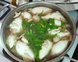 รูปขั้นตอนการทำที่ 9 ของ แกงจืดหมึกยัดไส้ผักหวาน (ผักหว๊านน หวานน)