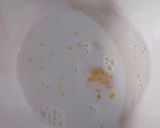 A picture of step 1 of Crepe egg roll.